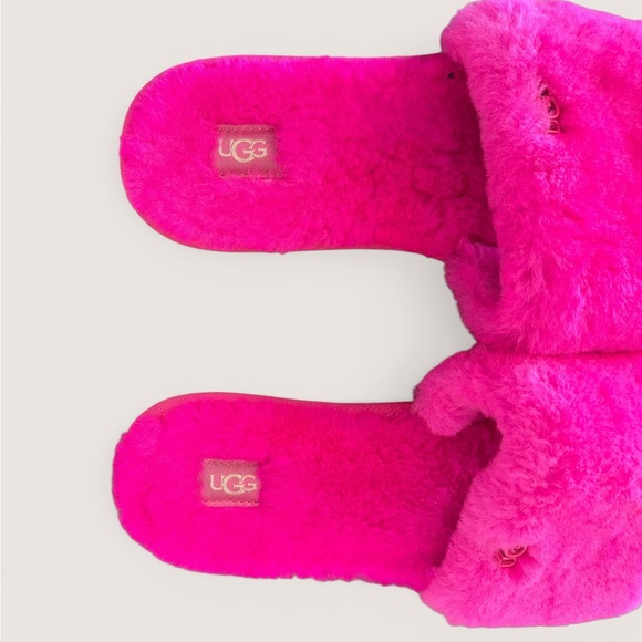 UGG Vibrant Pink Plush Slide Slippers - Picture 11 of 12